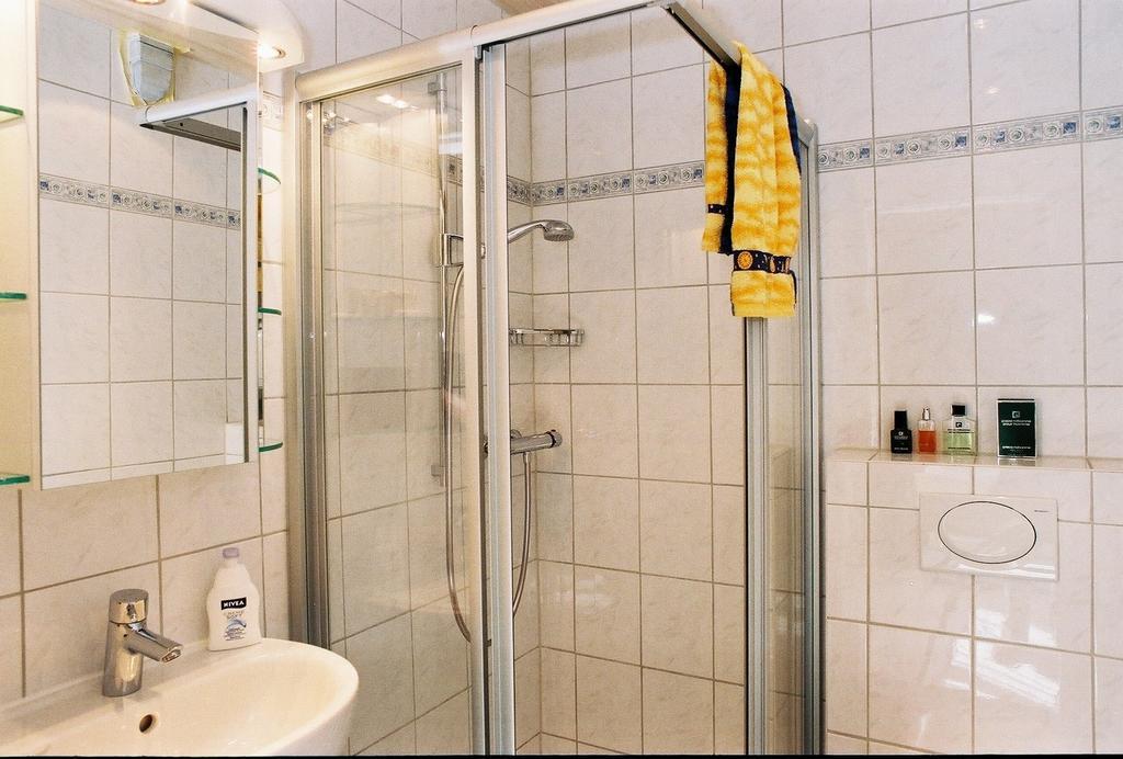 Pension Hilberath Kottenborn Habitación foto